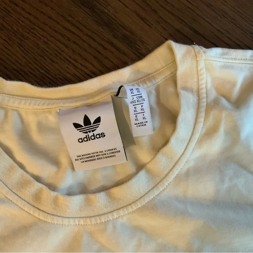 Adidas Men's Long Sleeve Cream and Blue Tee - Picture 2 of 4